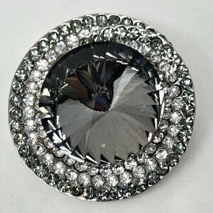 GRAY CRYSTAL GLASS RHINESTONE INFINITY CIRCLE ROUND BROOCH SILVERTONE METAL